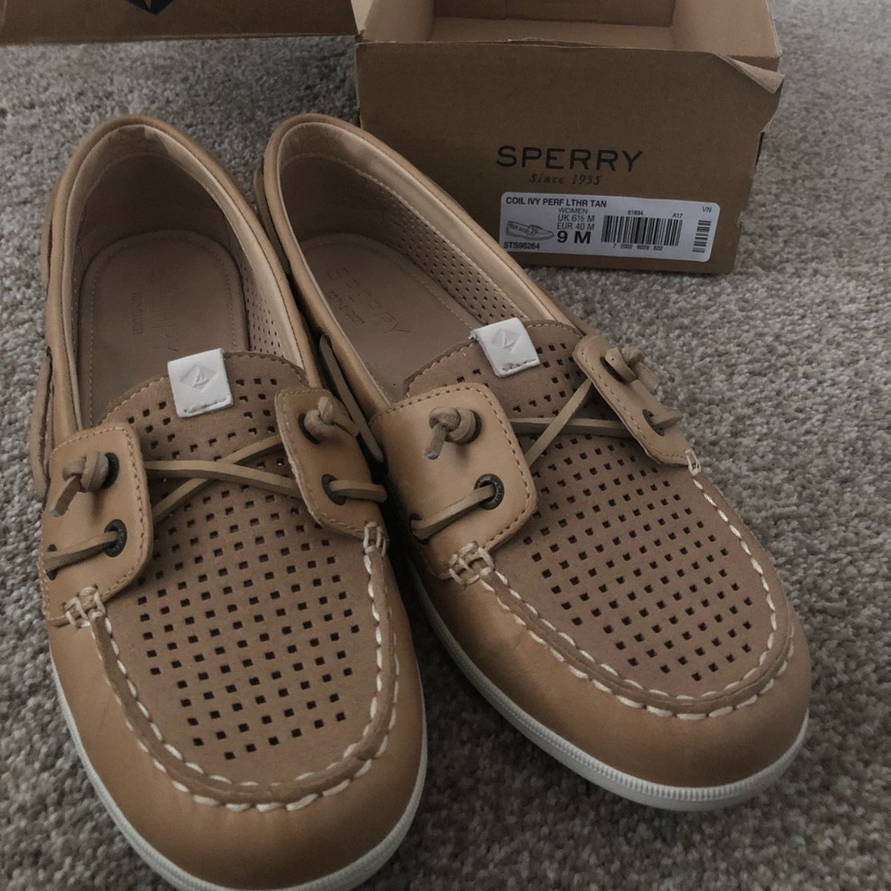 Brown sperrys